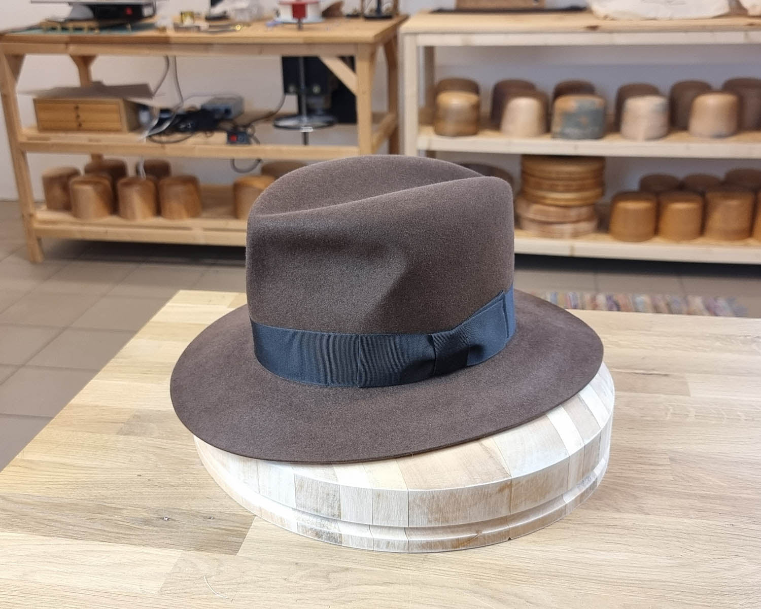 LEIFUR Lucky FEDORA | SABLE BROWN | 50X BEAVER BLEND | SIZE 58, US 7 1/4