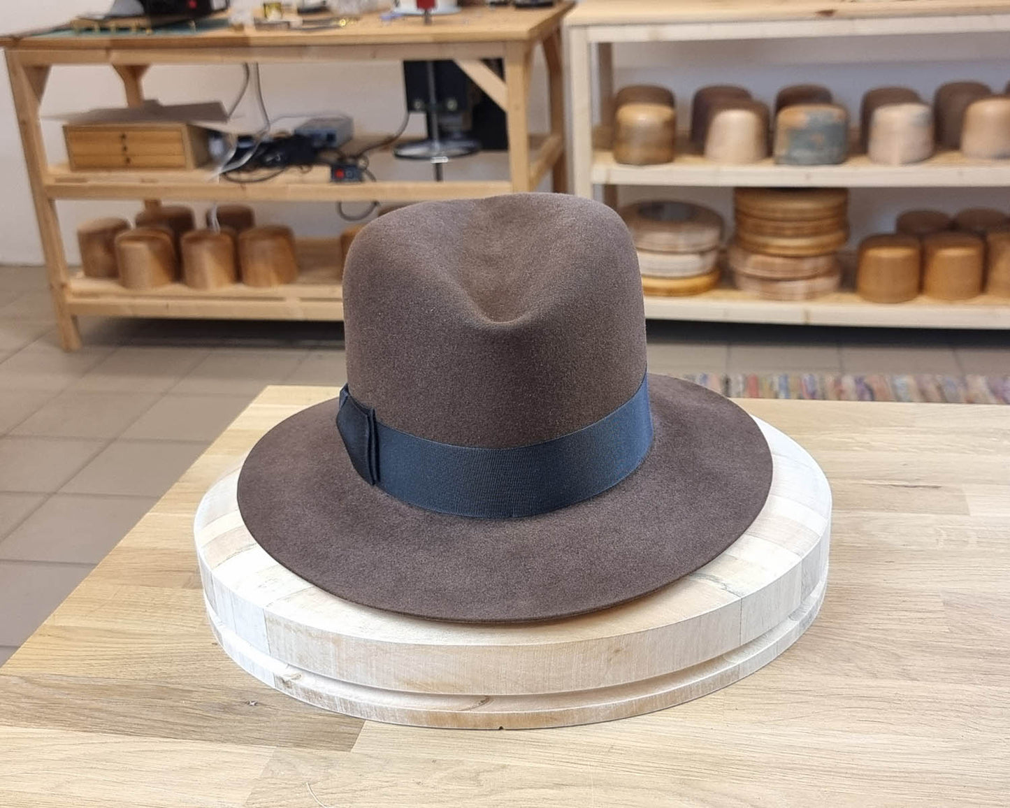 LEIFUR Lucky FEDORA | SABLE BROWN | 50X BEAVER BLEND | SIZE 58, US 7 1/4