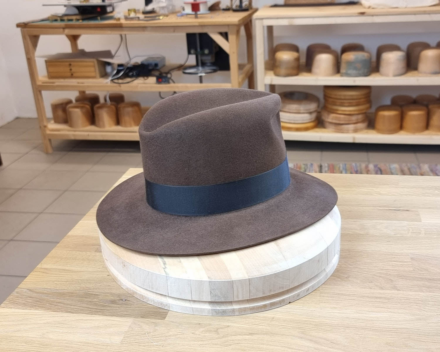 LEIFUR Lucky FEDORA | SABLE BROWN | 50X BEAVER BLEND | SIZE 58, US 7 1/4