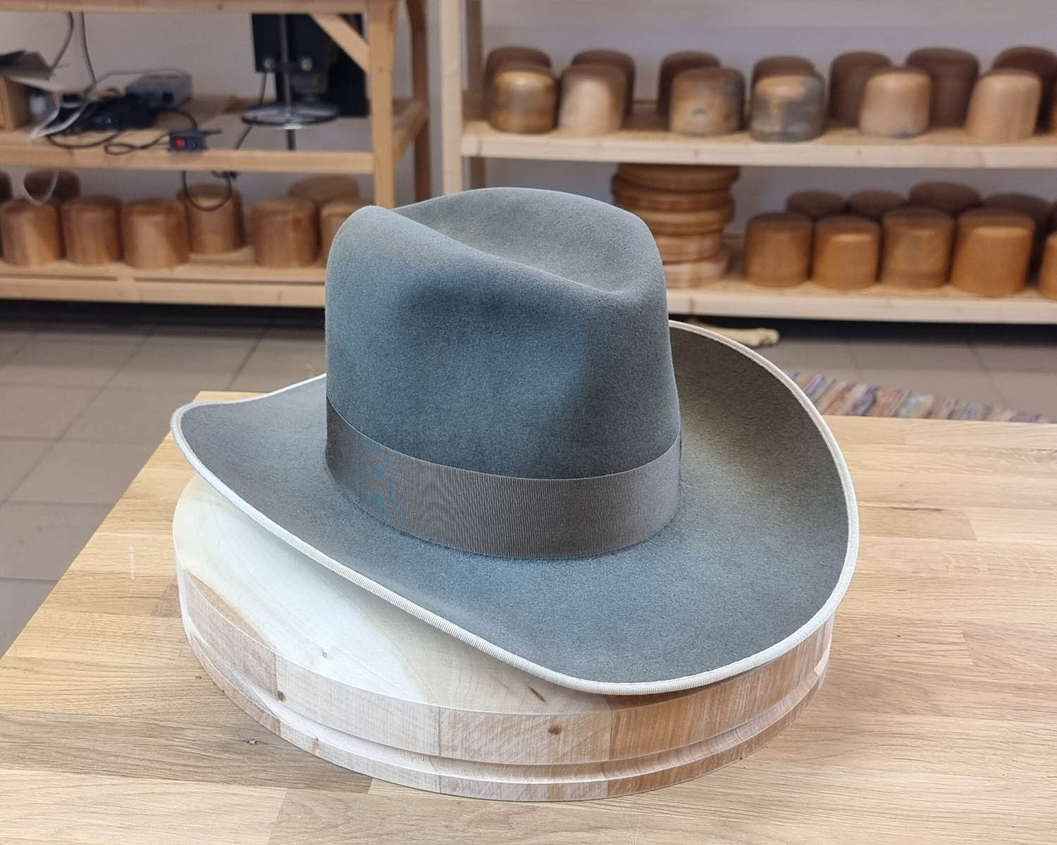 WESTERN RESTORATION | 4X BEAVER BLEND | GRAY | SIZE 58, US 7 1/4
