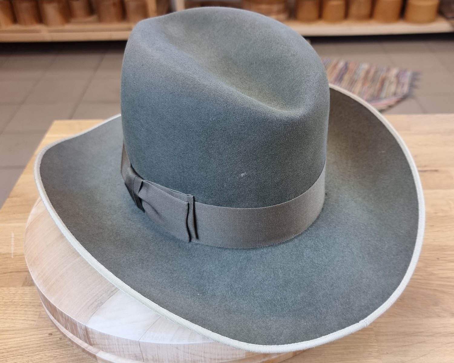 WESTERN RESTORATION | 4X BEAVER BLEND | GRAY | SIZE 58, US 7 1/4