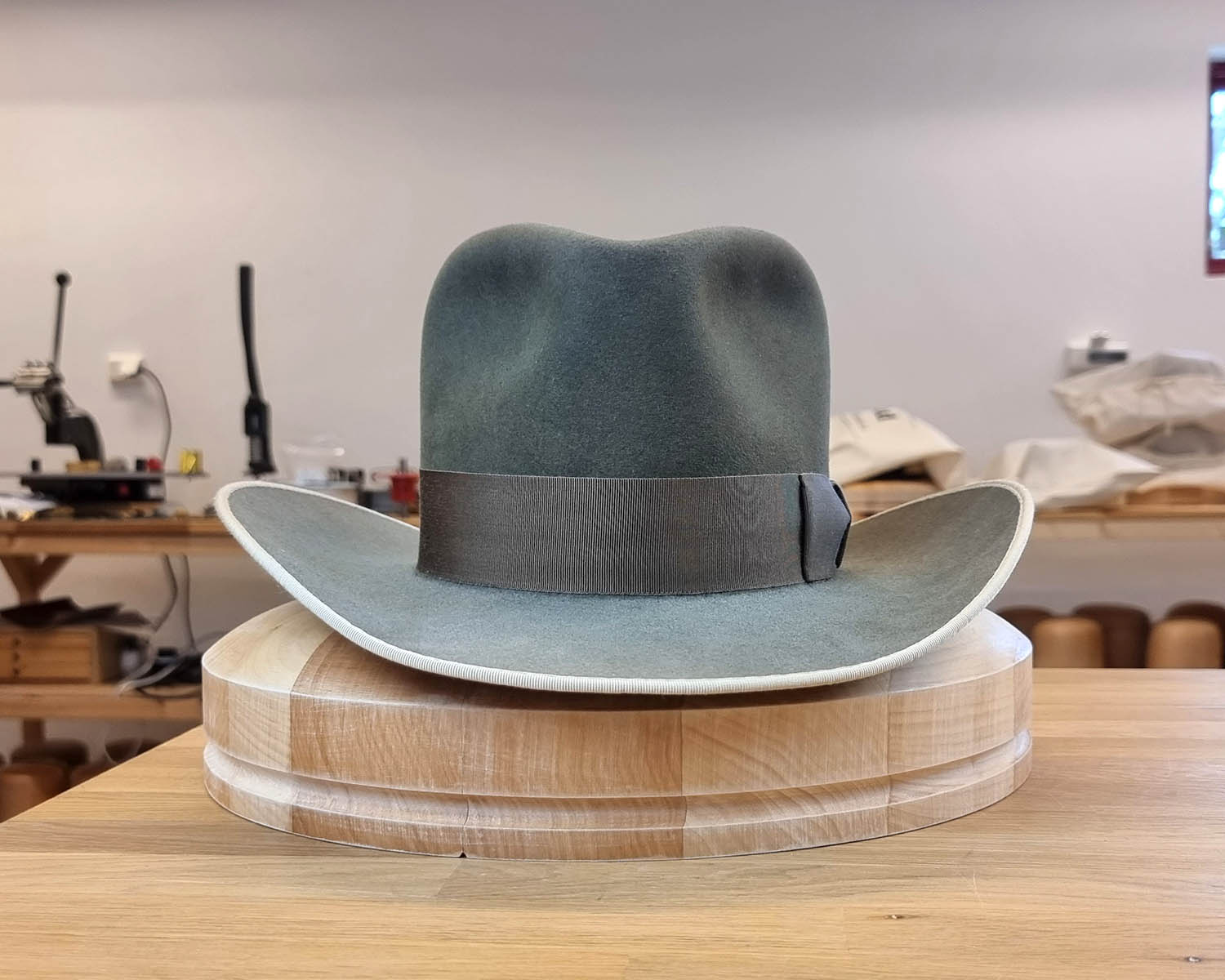 WESTERN RESTORATION | 4X BEAVER BLEND | GRAY | SIZE 58, US 7 1/4