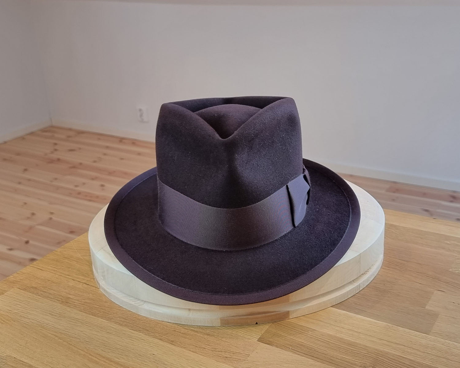 BOGART Maltese Falcon Crease FEDORA | OXBLOOD COLOR | 100X BEAVER | SIZE 60, US 7 1/2