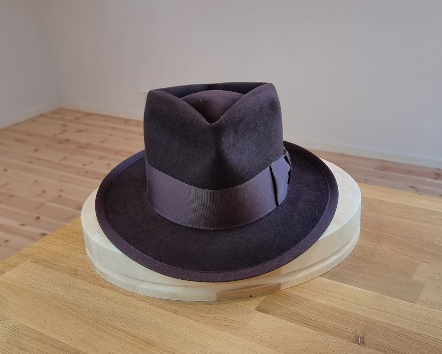 BOGART Maltese Falcon Crease FEDORA | OXBLOOD COLOR | 100X BEAVER | SIZE 60, US 7 1/2