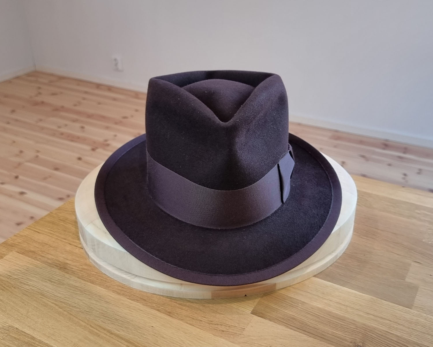 BOGART Maltese Falcon Crease FEDORA | OXBLOOD COLOR | 100X BEAVER | SIZE 60, US 7 1/2