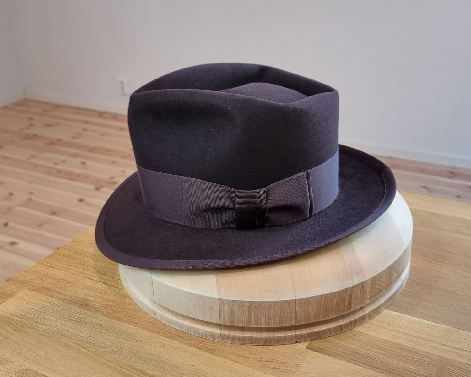 BOGART Maltese Falcon Crease FEDORA | OXBLOOD COLOR | 100X BEAVER | SIZE 60, US 7 1/2