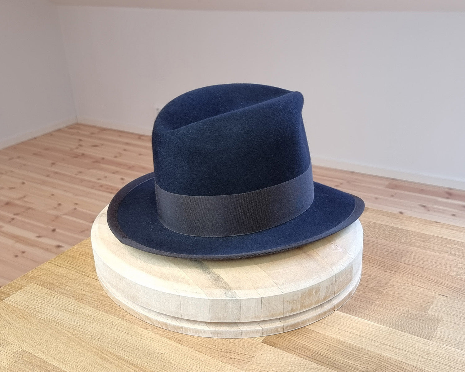 CAGNEY FEDORA | DARK NAVY | 100X BEAVER | SIZE 59, US 7 3/8