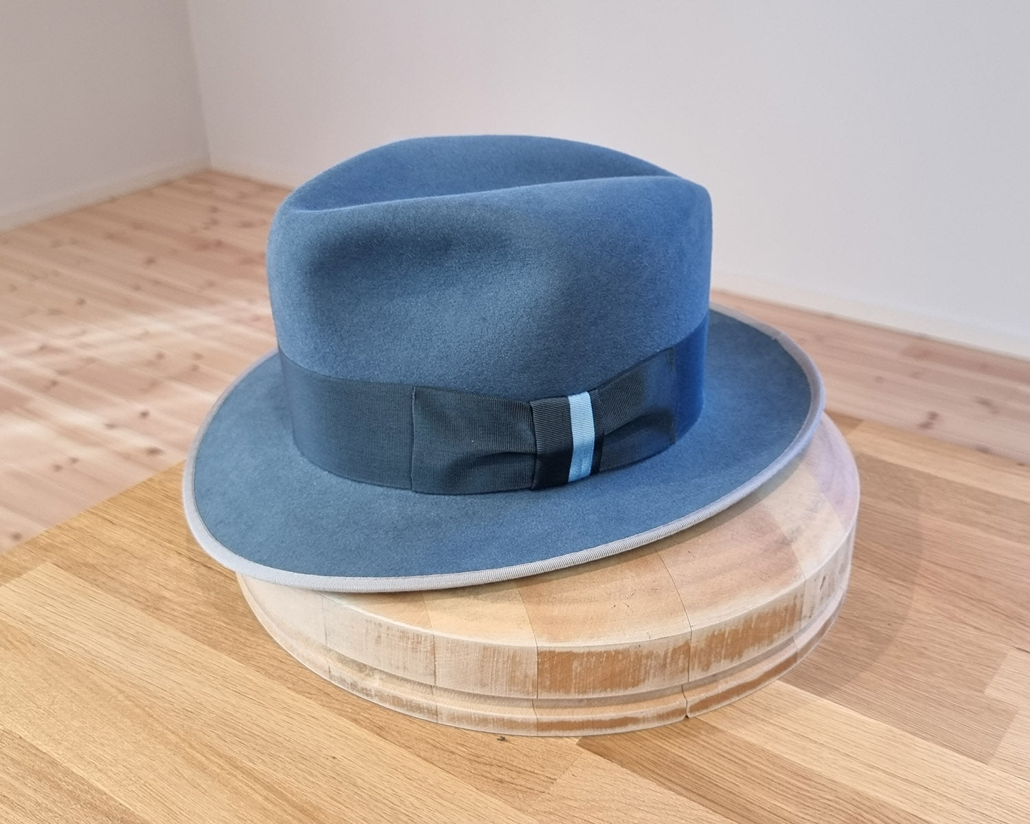 CAGNEY FEDORA | 100X NUTRIA | COBALT COLOR | SIZE 60, US 7 1/2