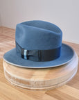 CAGNEY FEDORA | 100X NUTRIA | COBALT COLOR | SIZE 60, US 7 1/2