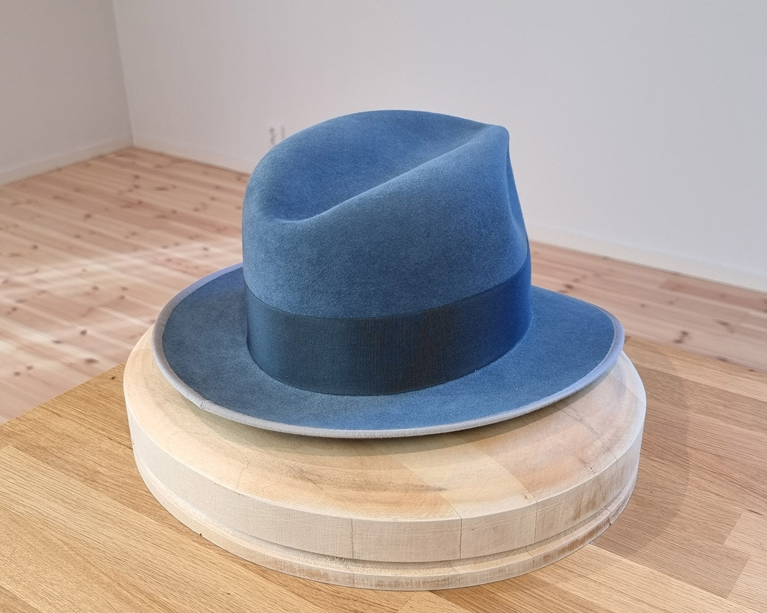 CAGNEY FEDORA | 100X NUTRIA | COBALT COLOR | SIZE 60, US 7 1/2