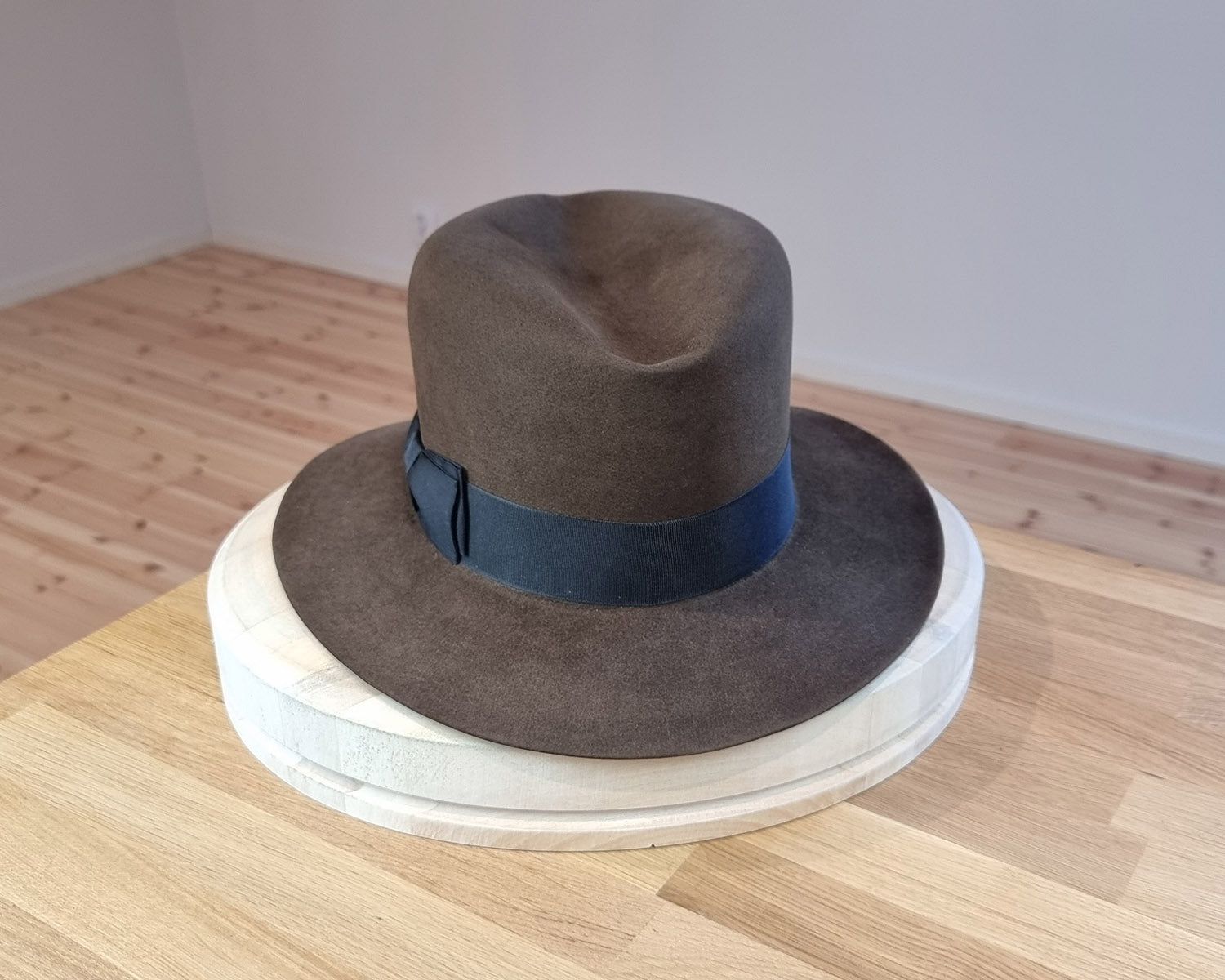 LEIFUR Lucky FEDORA | SABLE BROWN | 100X BEAVER | SIZE 59, US 7 3/8
