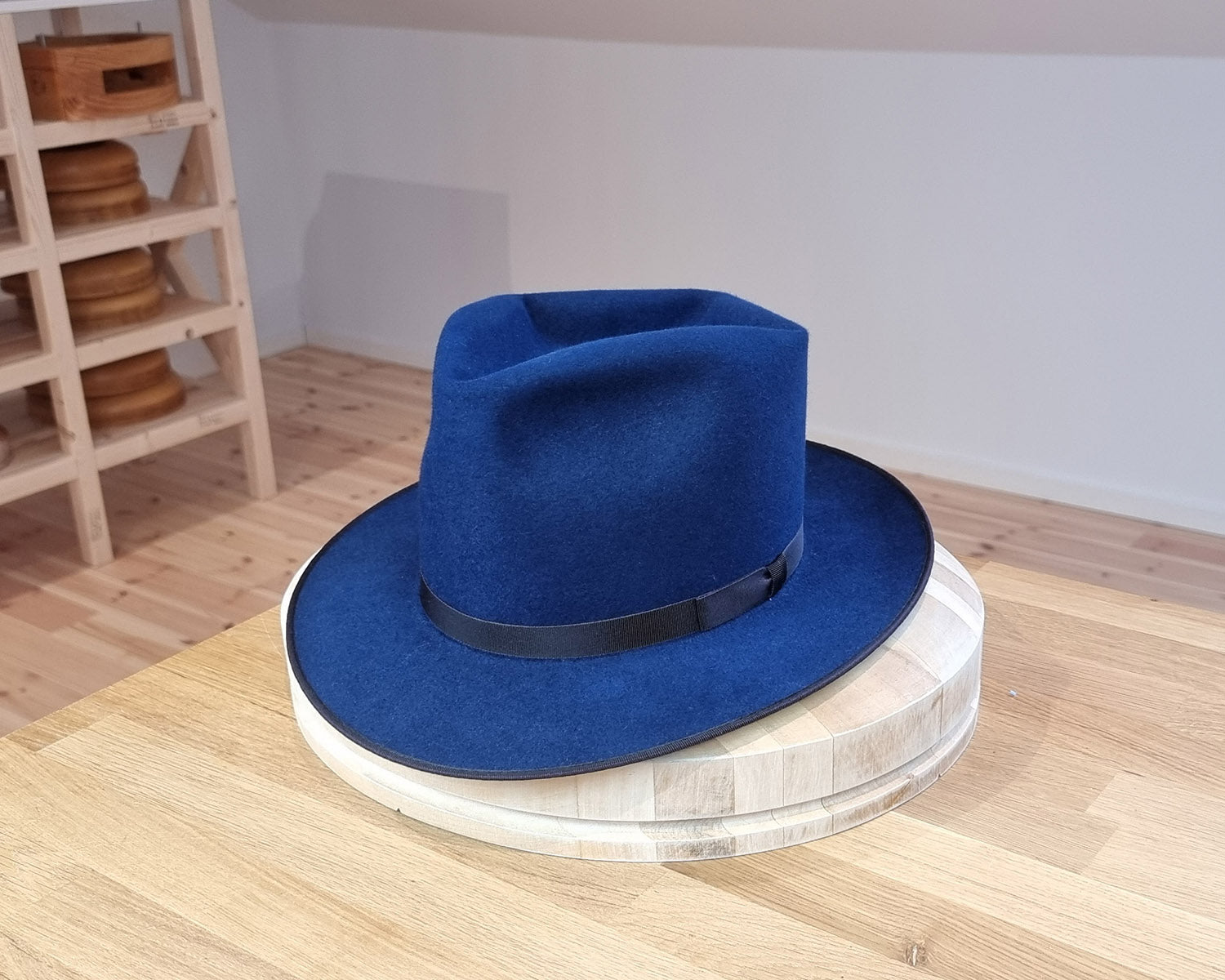 PLAYBOY FEDORA | 30X BEAVER BLEND | ROYAL BLUE COLOR | SIZE 58, US 7 1/4