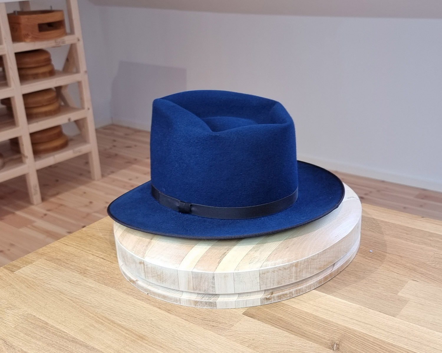PLAYBOY FEDORA | 30X BEAVER BLEND | ROYAL BLUE COLOR | SIZE 58, US 7 1/4