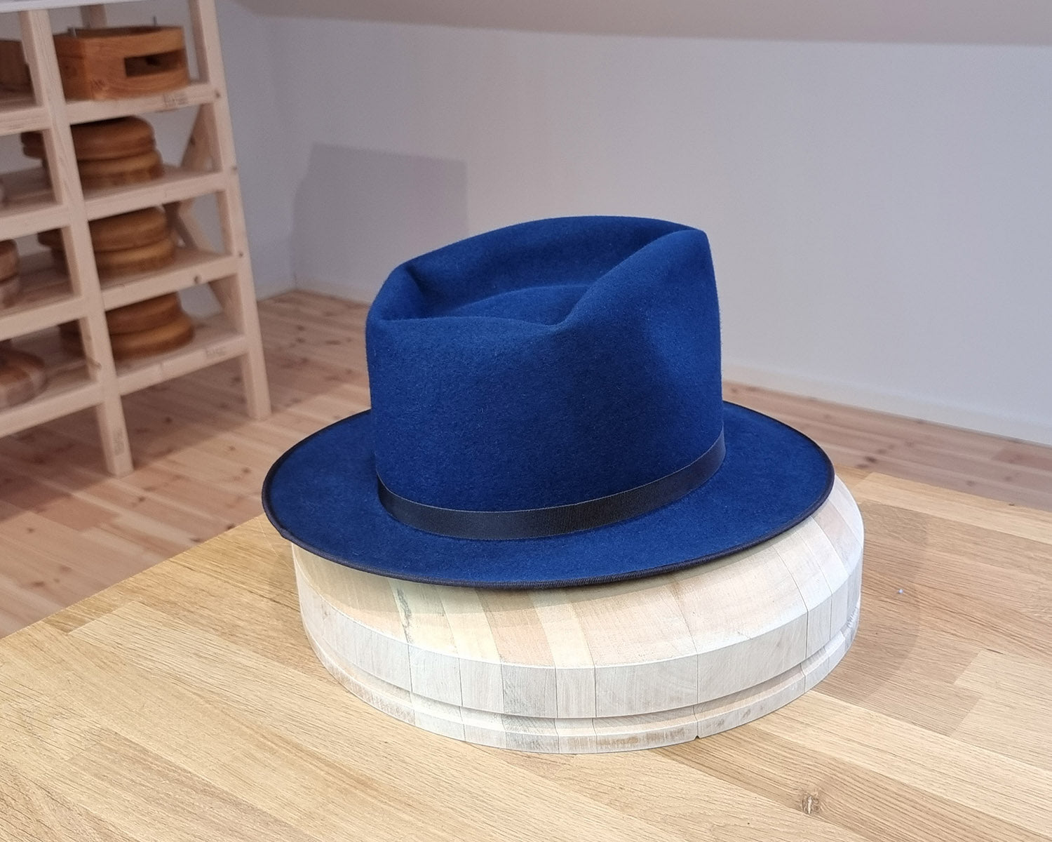 PLAYBOY FEDORA | 30X BEAVER BLEND | ROYAL BLUE COLOR | SIZE 58, US 7 1/4