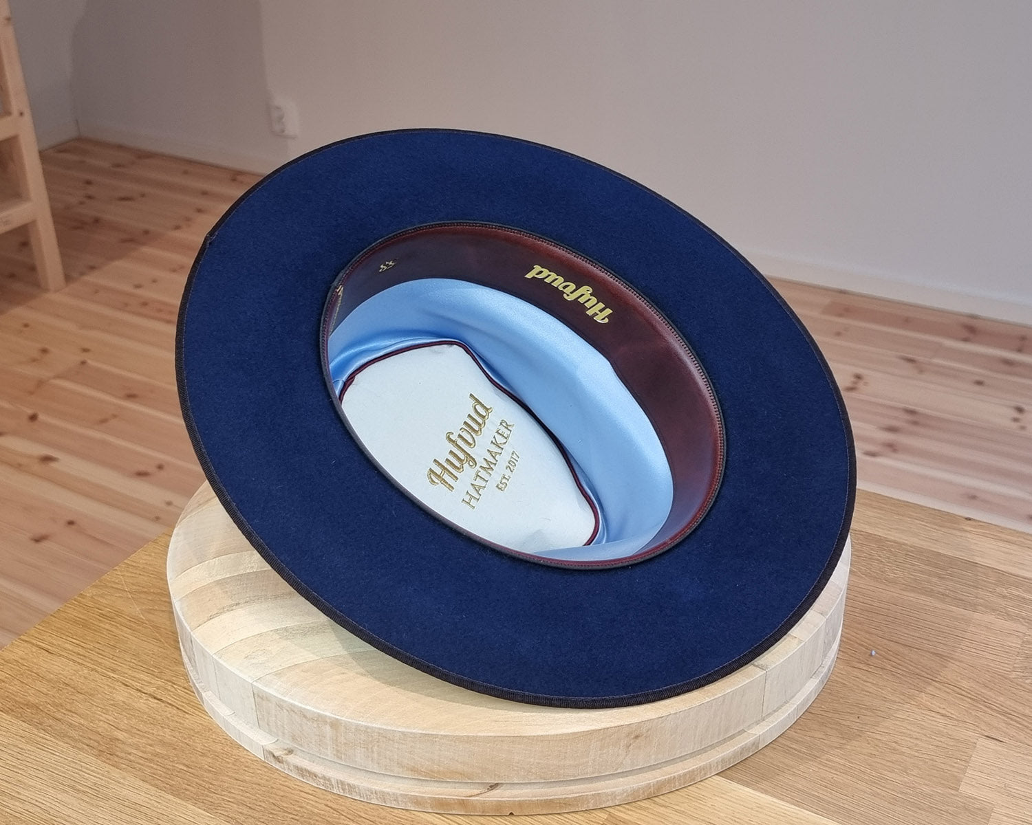 PLAYBOY FEDORA | 30X BEAVER BLEND | ROYAL BLUE COLOR | SIZE 58, US 7 1/4