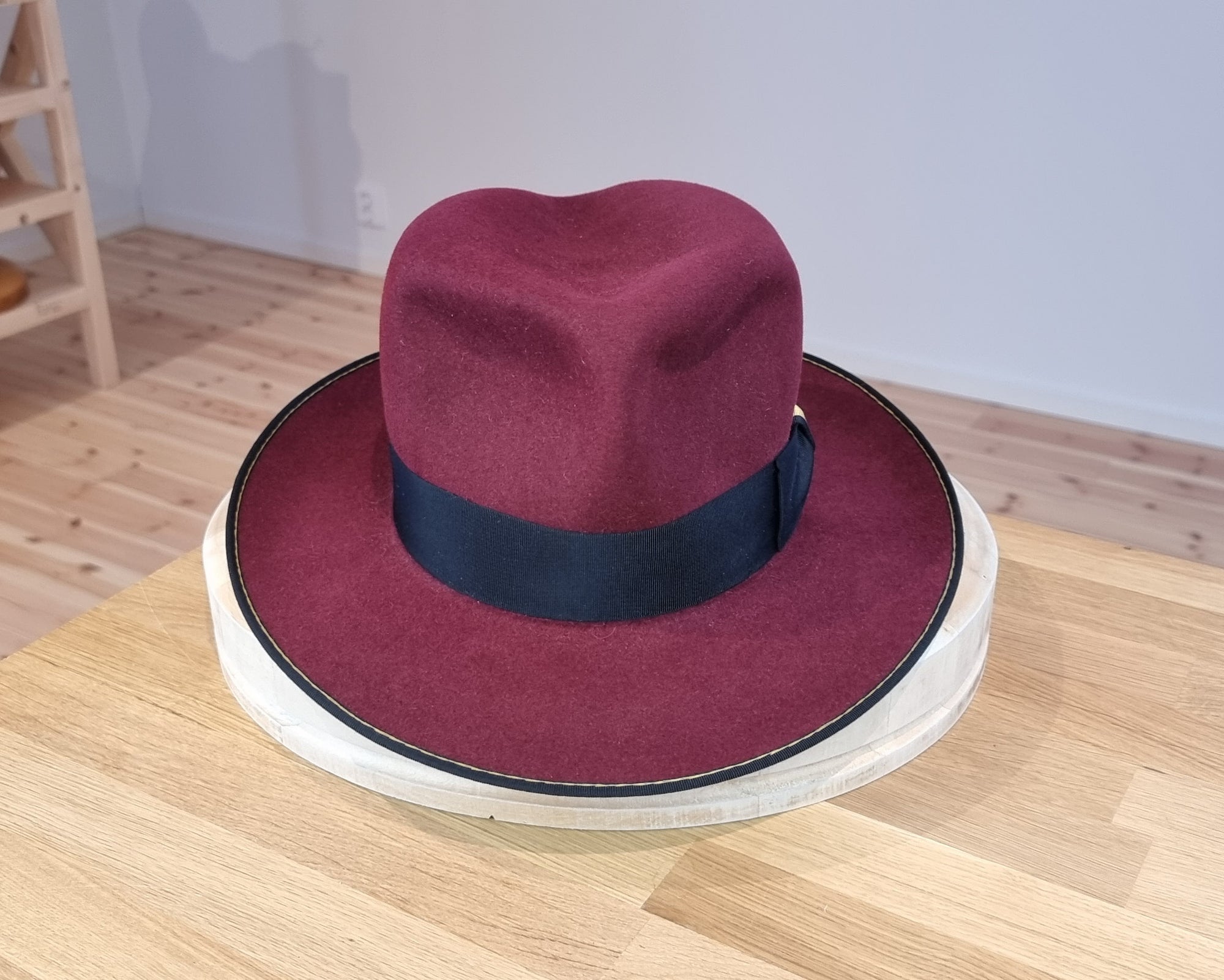 LEIFUR FEDORA | BURGUNDY | RABBIT & HARE DELUXE BLEND | SIZE 60, US 7 1/2
