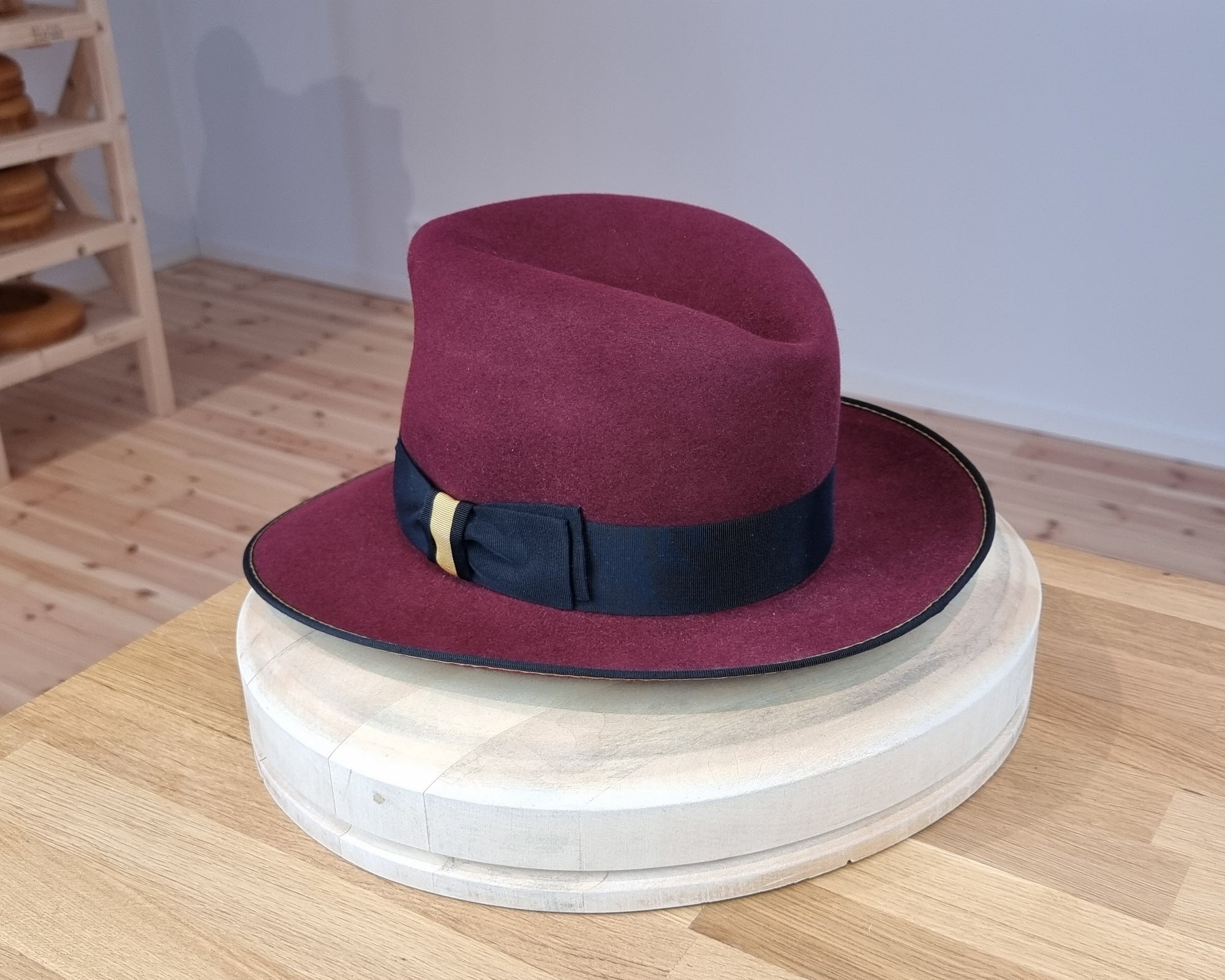LEIFUR FEDORA | BURGUNDY | RABBIT & HARE DELUXE BLEND | SIZE 60, US 7 1/2