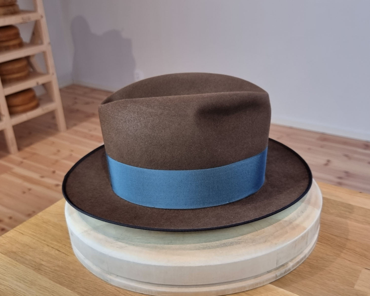 CAGNEY FEDORA | 30X BEAVER BLEND | SABLE BROWN | SIZE 60, US 7 1/2