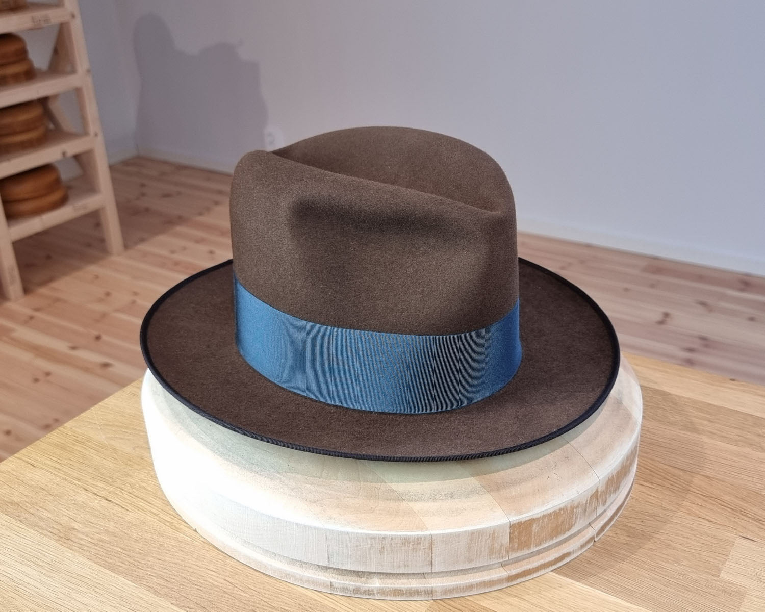 CAGNEY FEDORA | 30X BEAVER BLEND | SABLE BROWN | SIZE 60, US 7 1/2