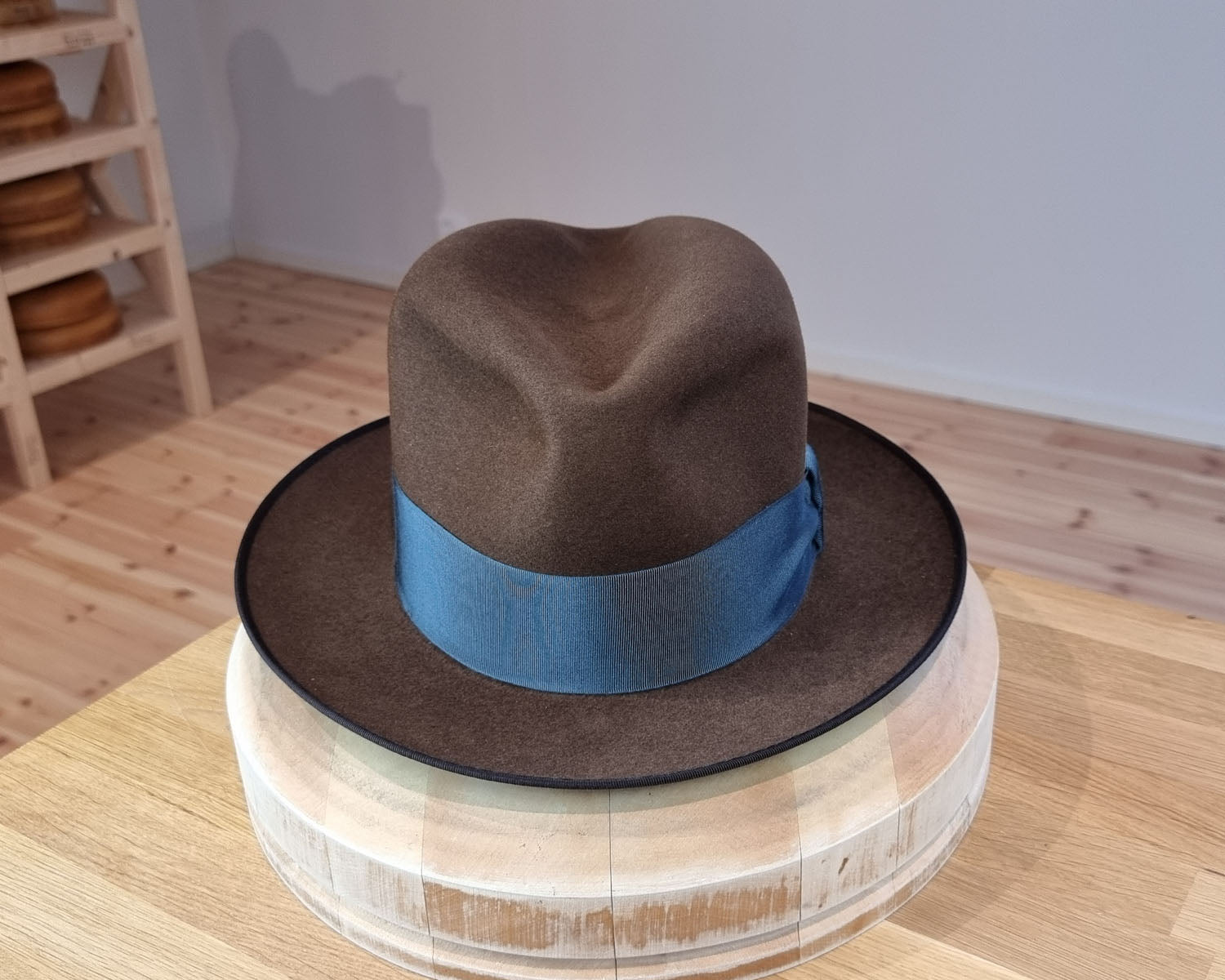 CAGNEY FEDORA | 30X BEAVER BLEND | SABLE BROWN | SIZE 60, US 7 1/2