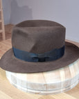 LEIFUR Lucky FEDORA | 50X BEAVER BLEND | SABLE BROWN | SIZE 58, US 7 1/4
