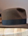 LEIFUR Lucky FEDORA | 50X BEAVER BLEND | SABLE BROWN | SIZE 58, US 7 1/4