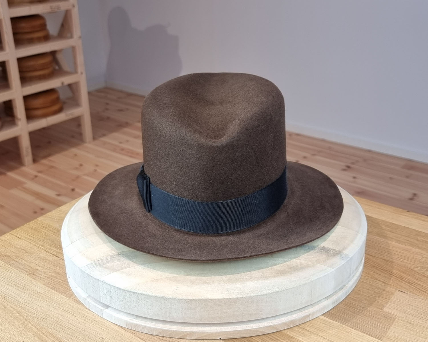 LEIFUR Lucky FEDORA | 50X BEAVER BLEND | SABLE BROWN | SIZE 59, US 7 3/8
