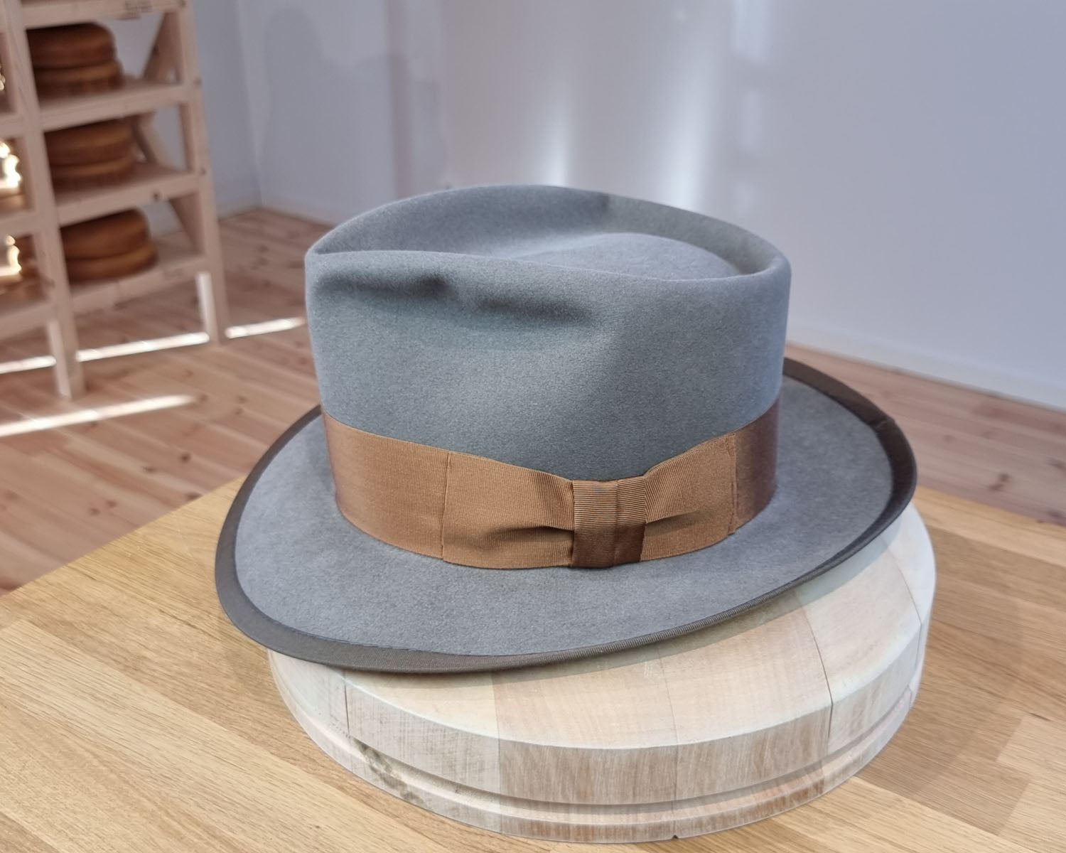 RAGNAR FEDORA | 50X BEAVER BLEND | STONE COLOR |  SIZE 60, US 7 1/2