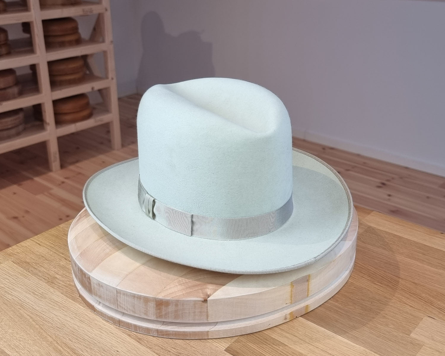 WESTERN UPCYCLE | 4X BEAVER BLEND | SILVERBELLY | SIZE 57, US 7 1/8