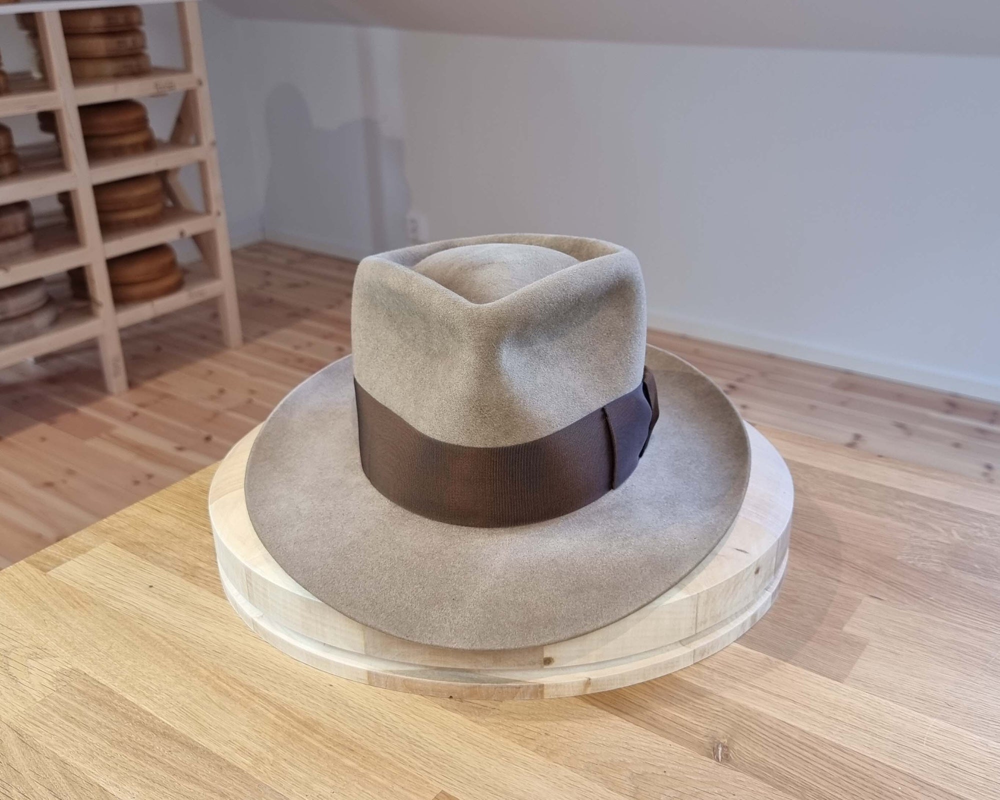 WHIPPET FEDORA | 100X NUTRIA | DRIFTWOOD COLOR | SIZE 58, US 7 1/4