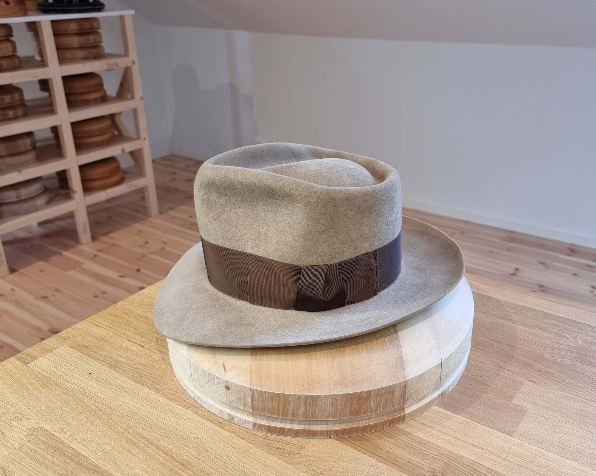 WHIPPET FEDORA | 100X NUTRIA | DRIFTWOOD COLOR | SIZE 58, US 7 1/4