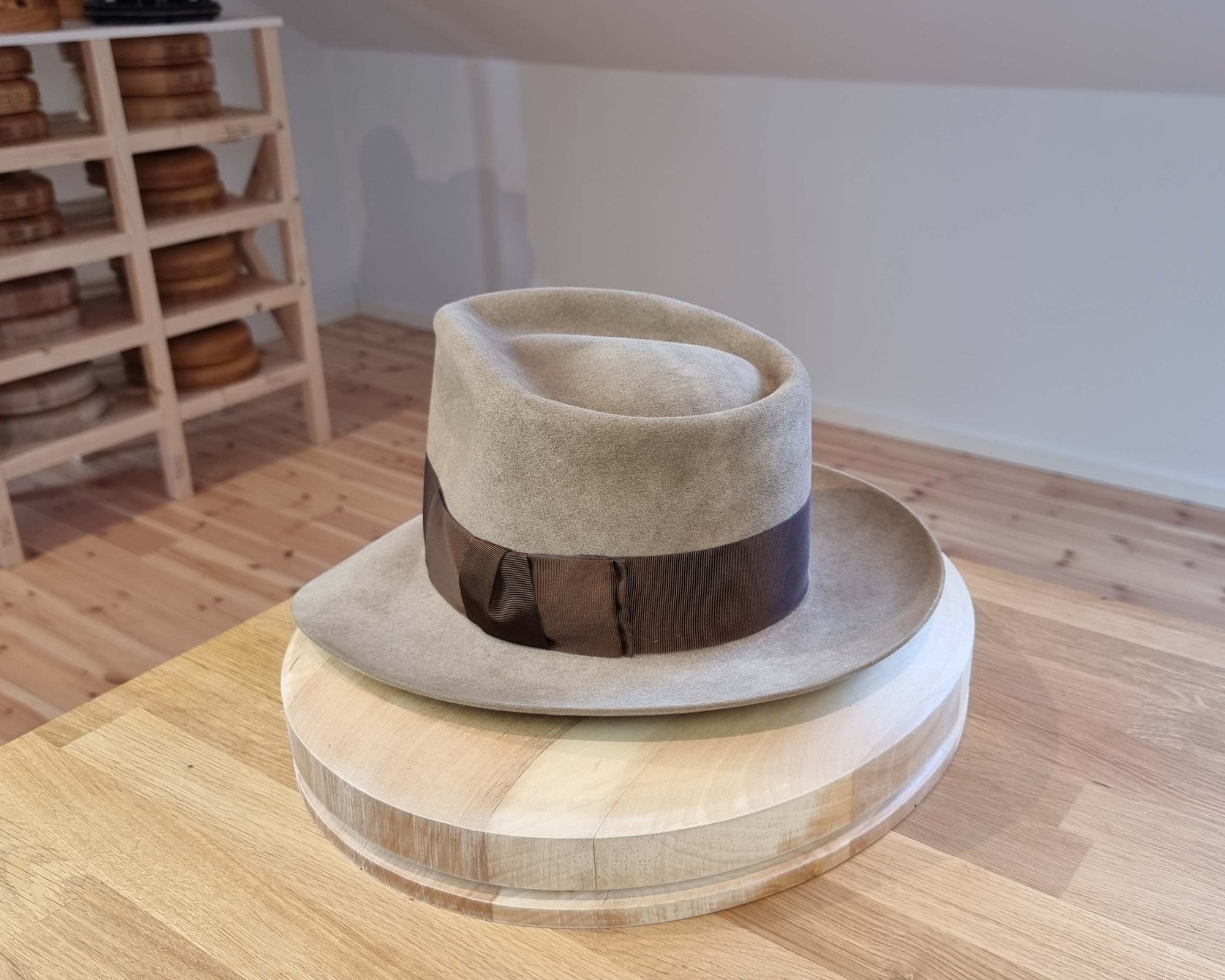 WHIPPET FEDORA | 100X NUTRIA | DRIFTWOOD COLOR | SIZE 58, US 7 1/4