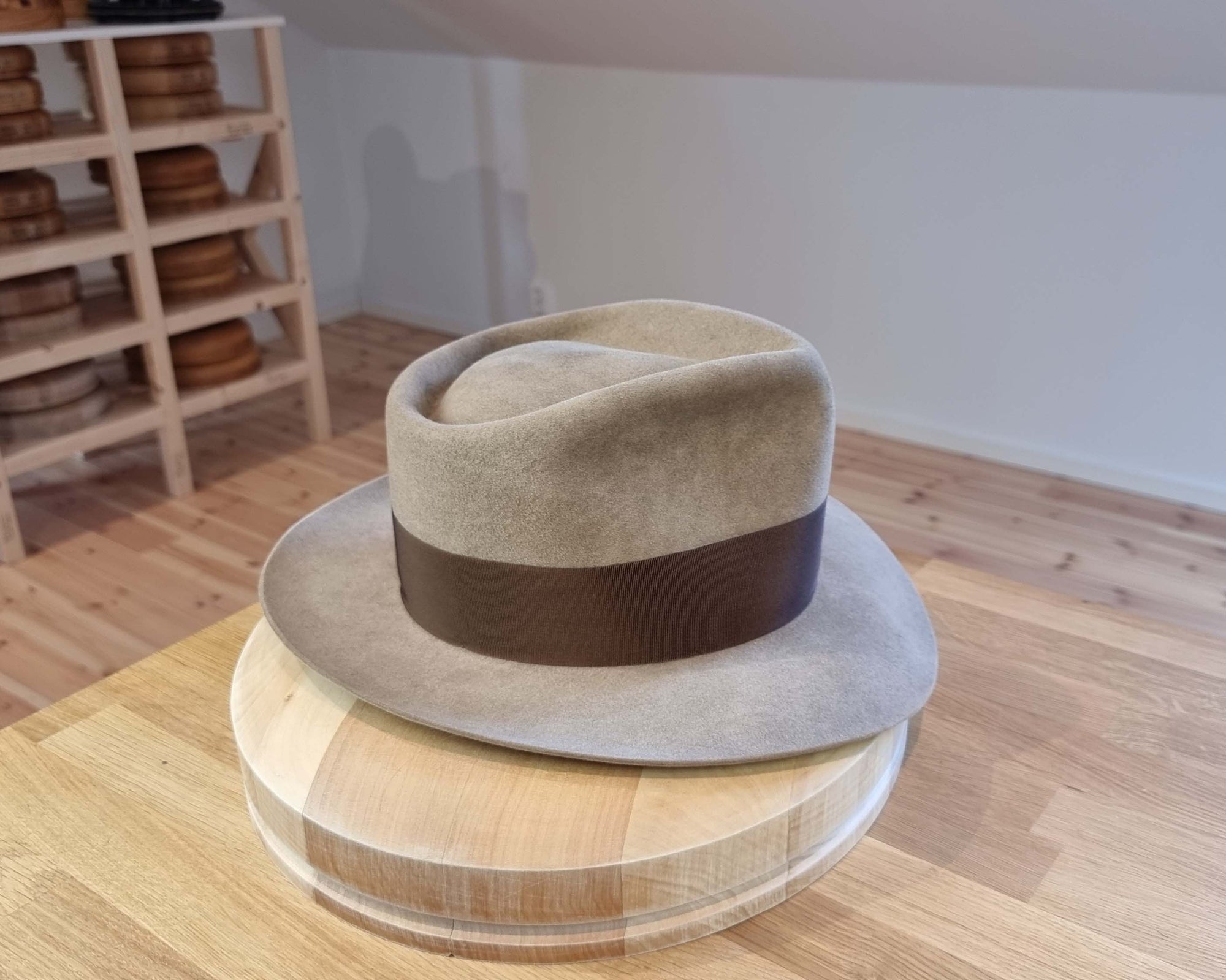 WHIPPET FEDORA | 100X NUTRIA | DRIFTWOOD COLOR | SIZE 58, US 7 1/4