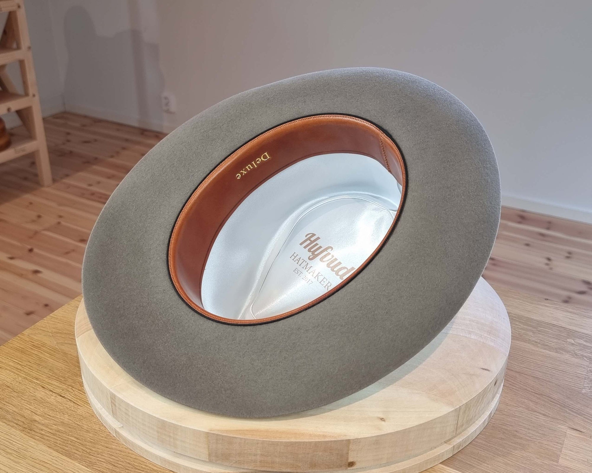 WHIPPET FEDORA | DELUXE RABBIT & HARE BLEND | STONE COLOR | SIZE 58, US 7 1/4