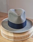 CAGNEY FEDORA | STONE COLOR | 50X BEAVER BLEND | SIZE 61, US 7 5/8