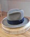 CAGNEY FEDORA | STONE COLOR | 50X BEAVER BLEND | SIZE 61, US 7 5/8