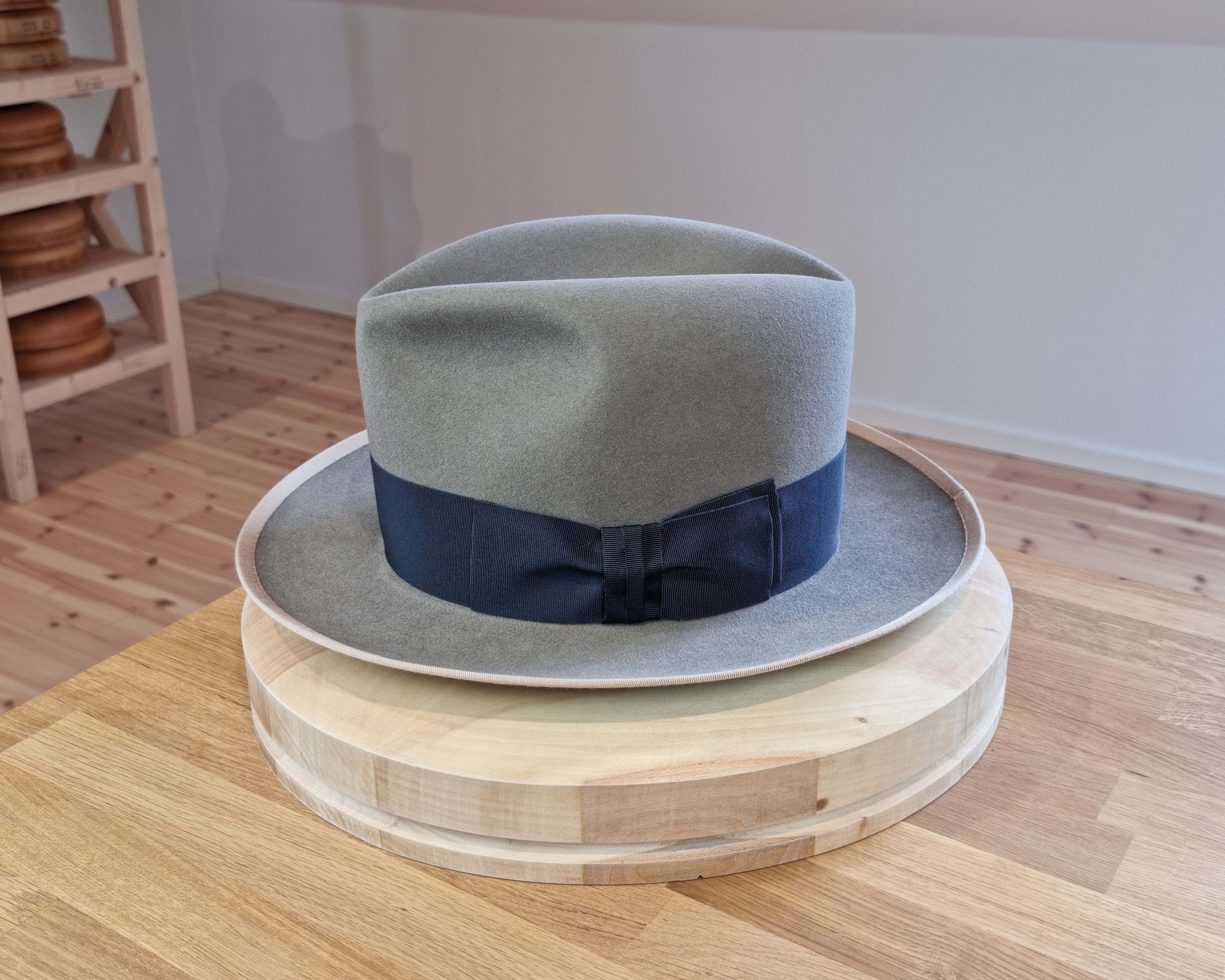 CAGNEY FEDORA | STONE COLOR | 50X BEAVER BLEND | SIZE 61, US 7 5/8