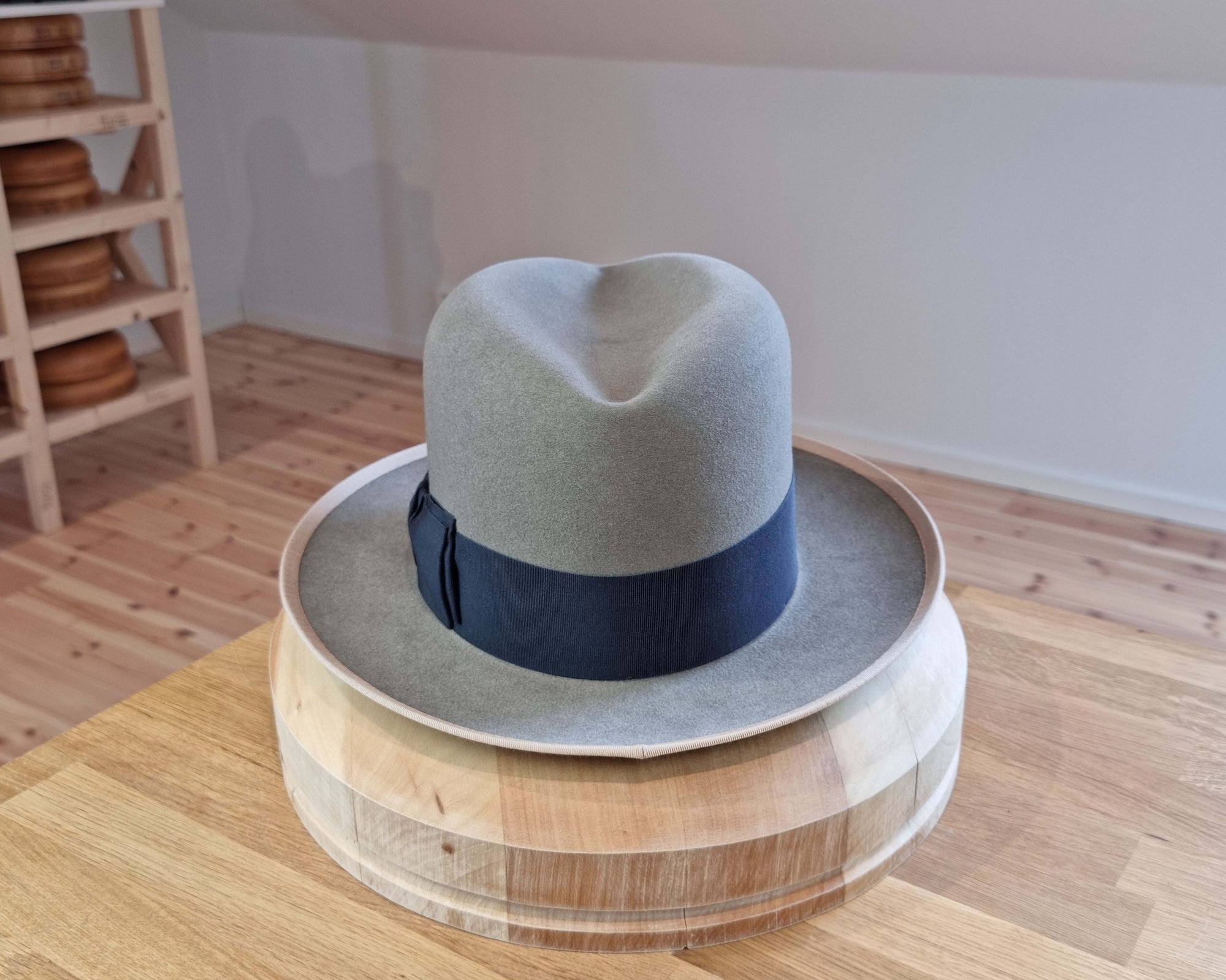 CAGNEY FEDORA | STONE COLOR | 50X BEAVER BLEND | SIZE 61, US 7 5/8