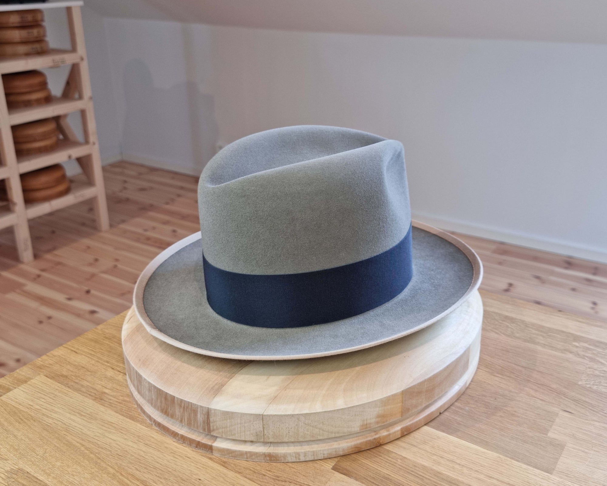 CAGNEY FEDORA | STONE COLOR | 50X BEAVER BLEND | SIZE 61, US 7 5/8