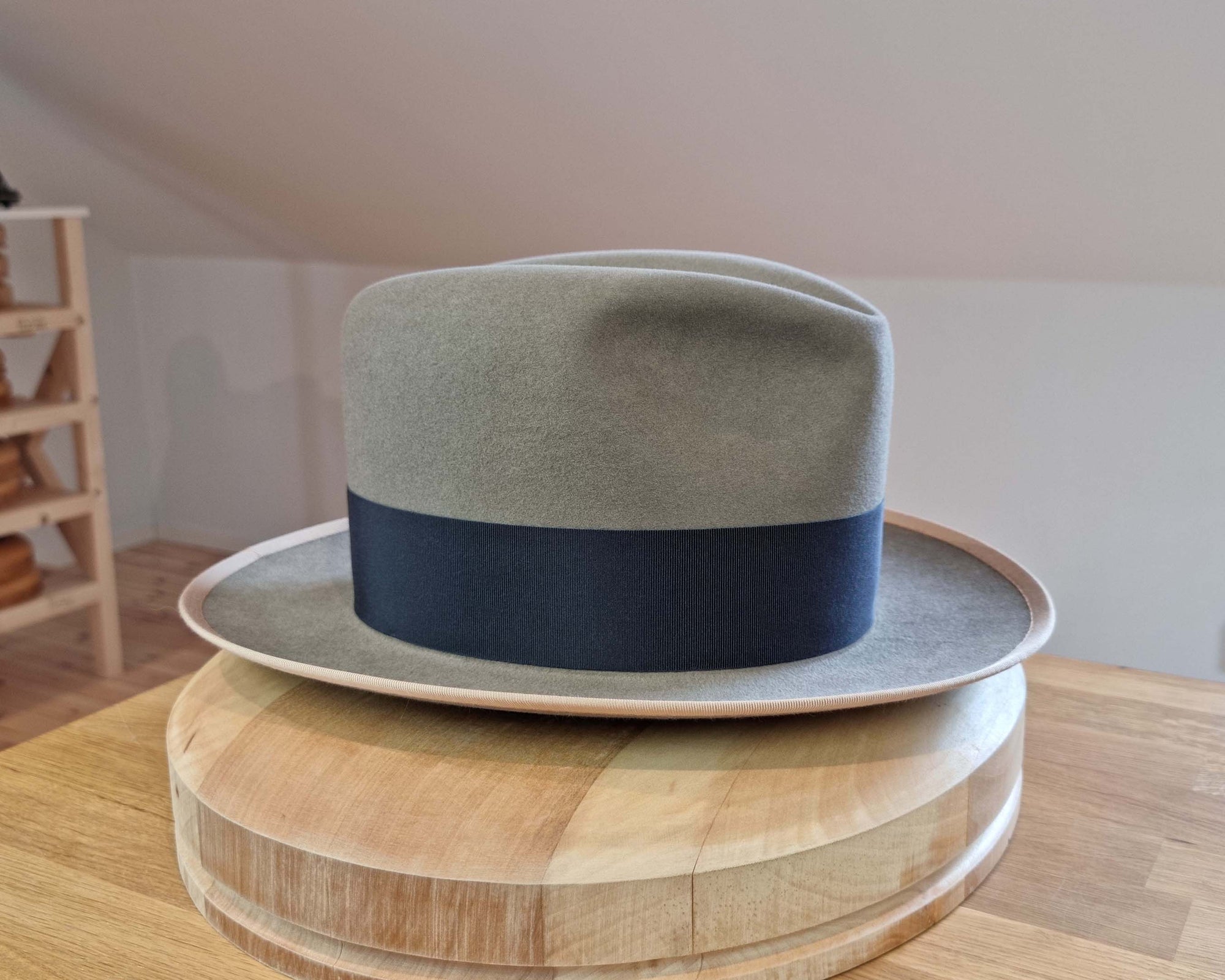 CAGNEY FEDORA | STONE COLOR | 50X BEAVER BLEND | SIZE 61, US 7 5/8
