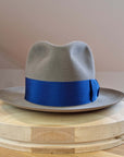 CAGNEY FEDORA | RABBIT & HARE DELUXE BLEND | STONE COLOR | SIZE 60, US 7 1/2