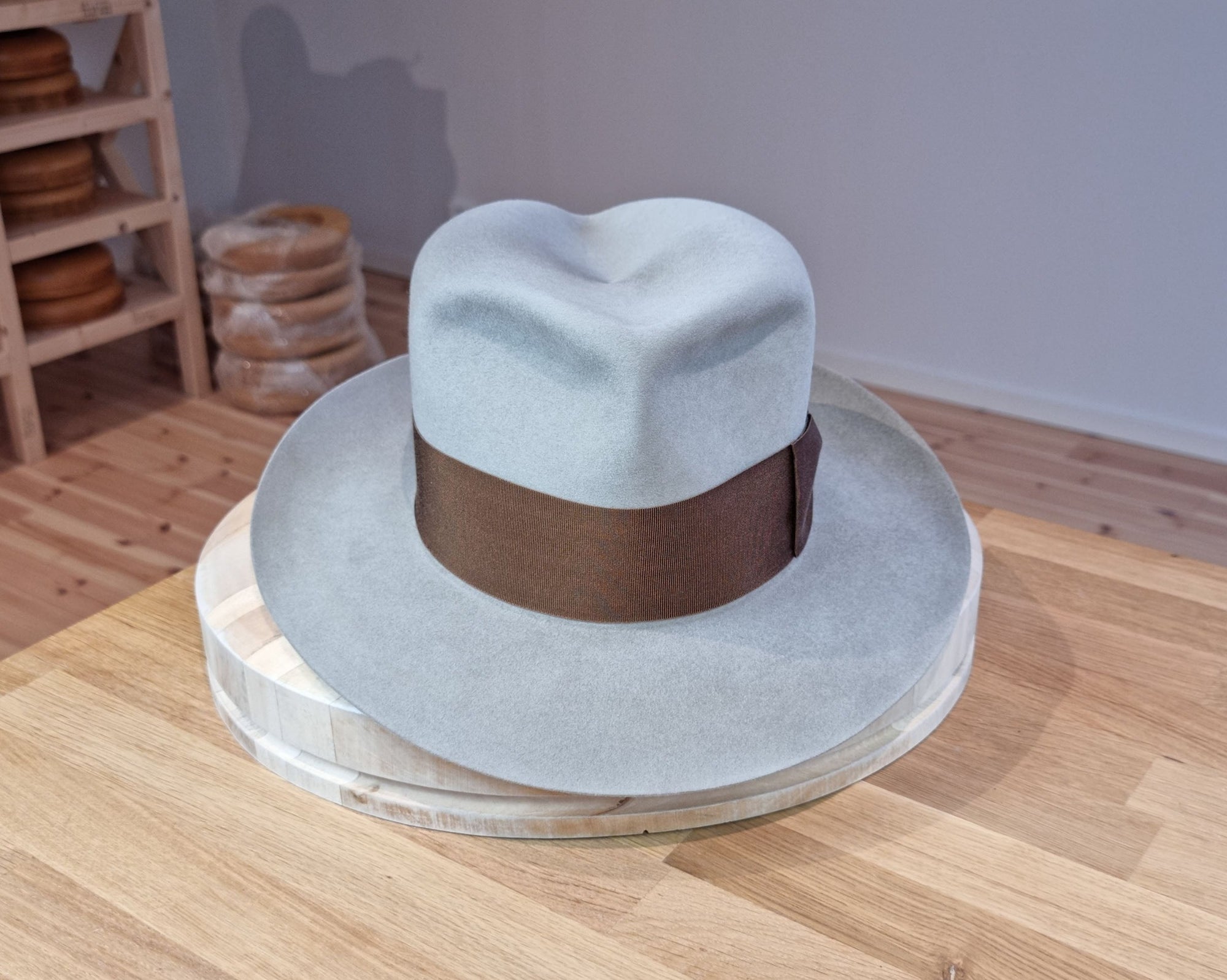 LEIFUR Lucky FEDORA | 50X BEAVER BLEND | DOVE GRAY COLOR | SIZE 59, US 7 3/8