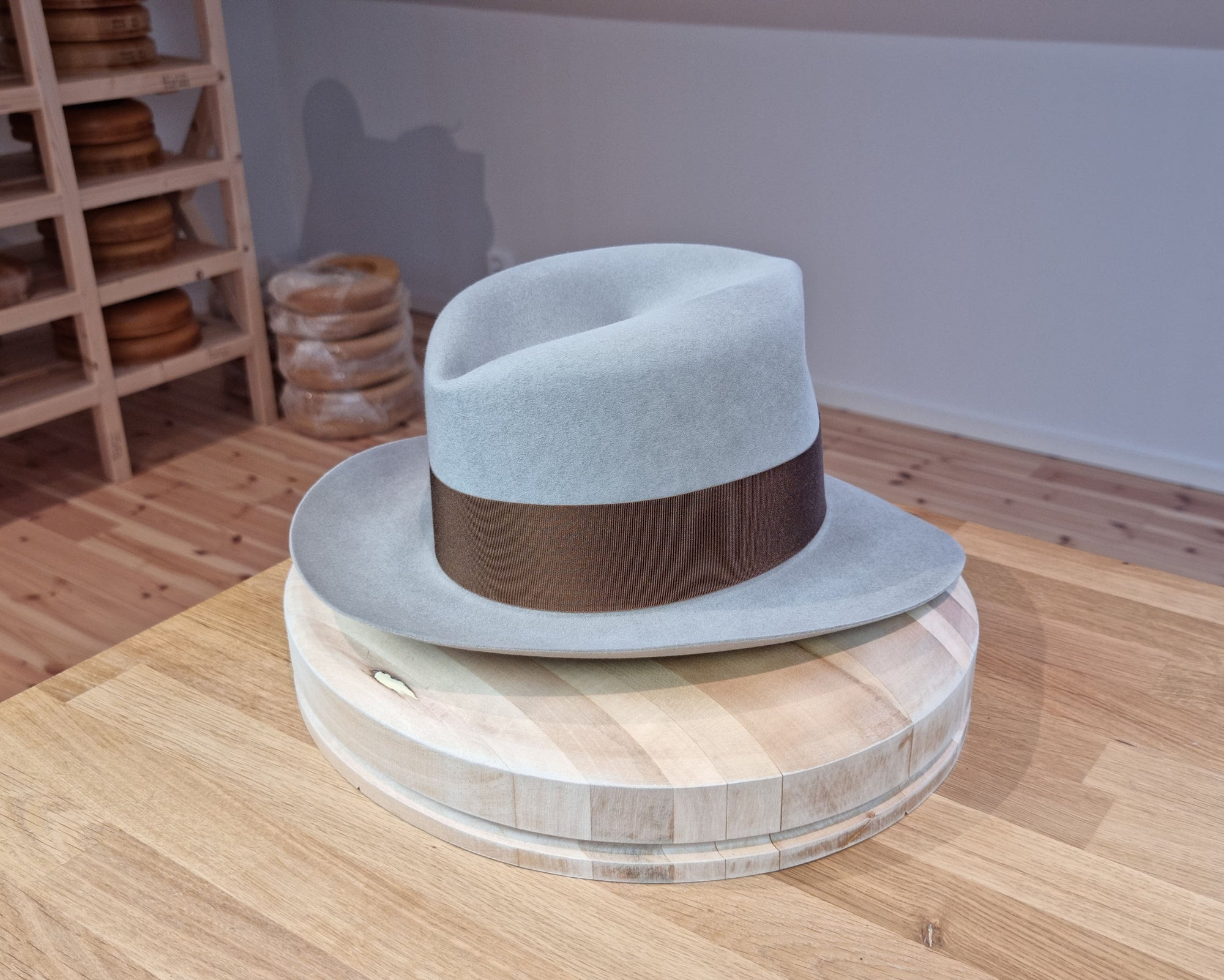 LEIFUR Lucky FEDORA | 50X BEAVER BLEND | DOVE GRAY COLOR | SIZE 59, US 7 3/8