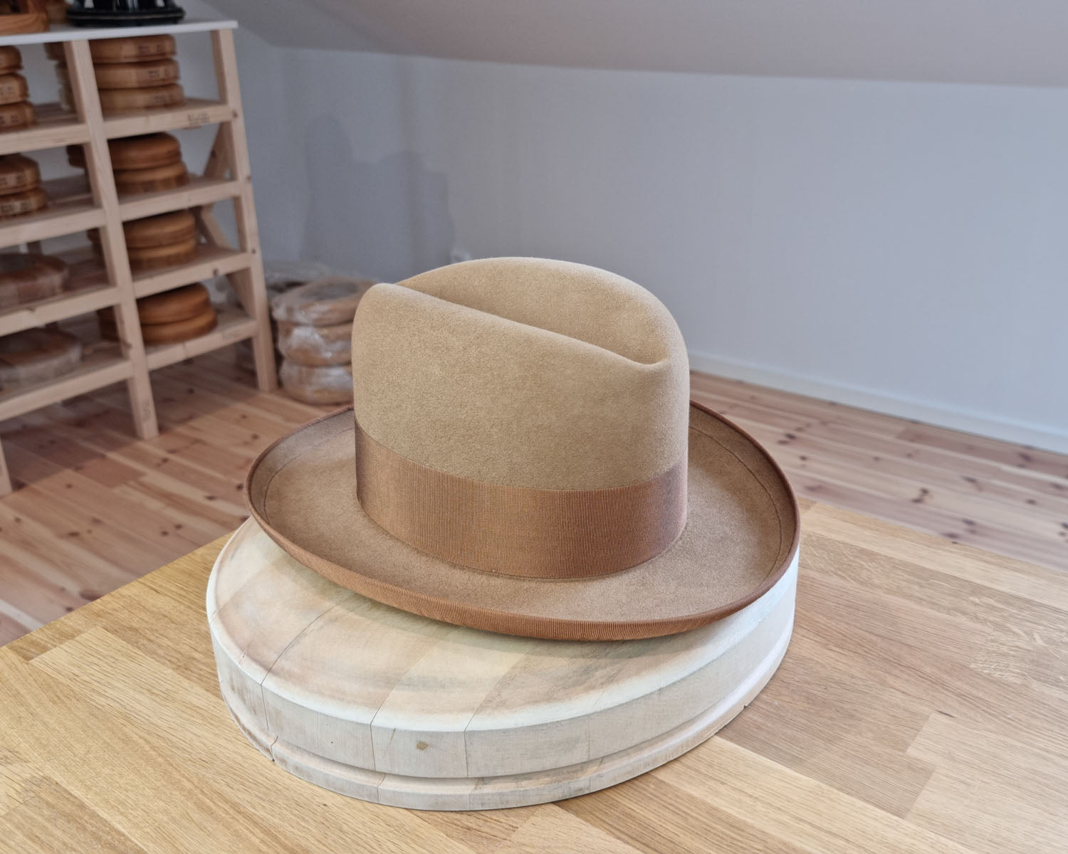 SVEN HOMBURG | 50X BEAVER BLEND | CAMEL COLOR | SIZE 59, US 7 3/8