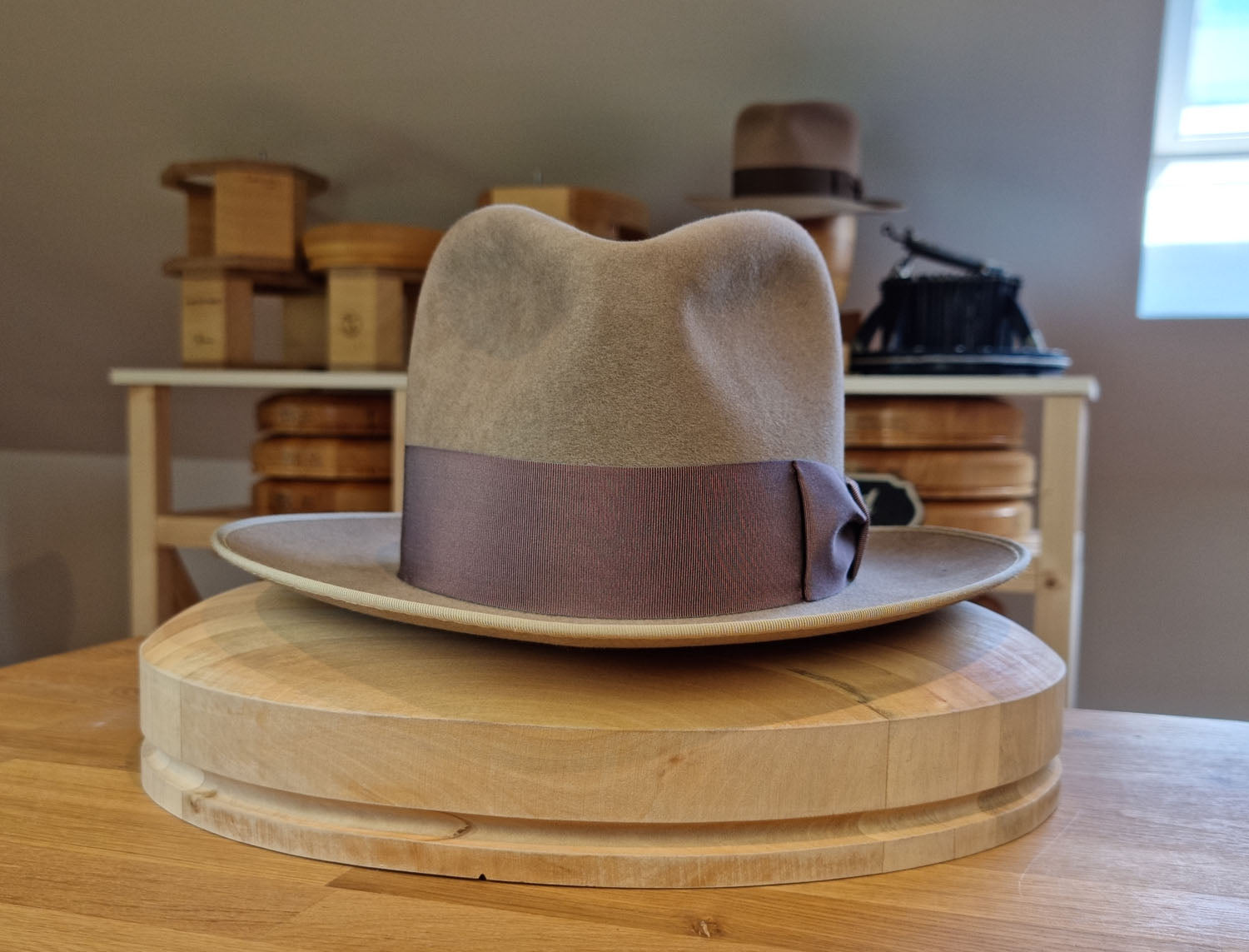 CAGNEY FEDORA | 100X BEAVER | NATURAL COLOR | SIZE 59, US 7 3/8