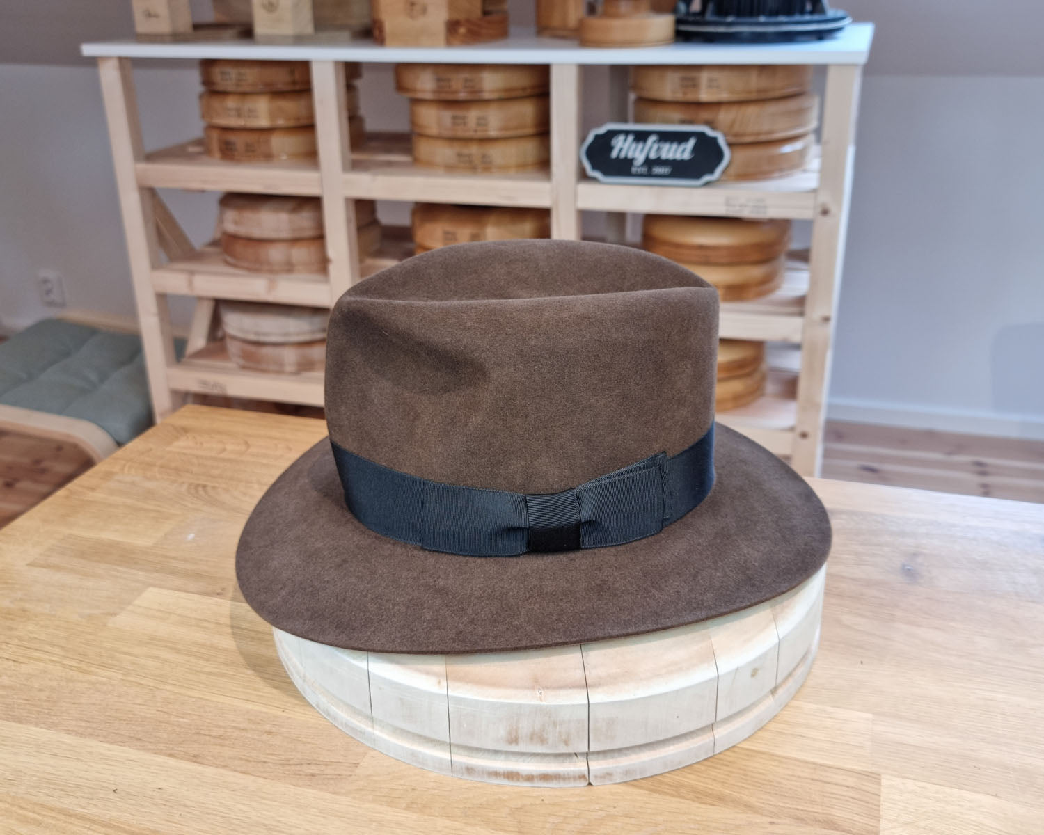 LEIFUR Lucky FEDORA | 50X BEAVER BLEND | SABLE BROWN | SIZE 59, US 7 3/8