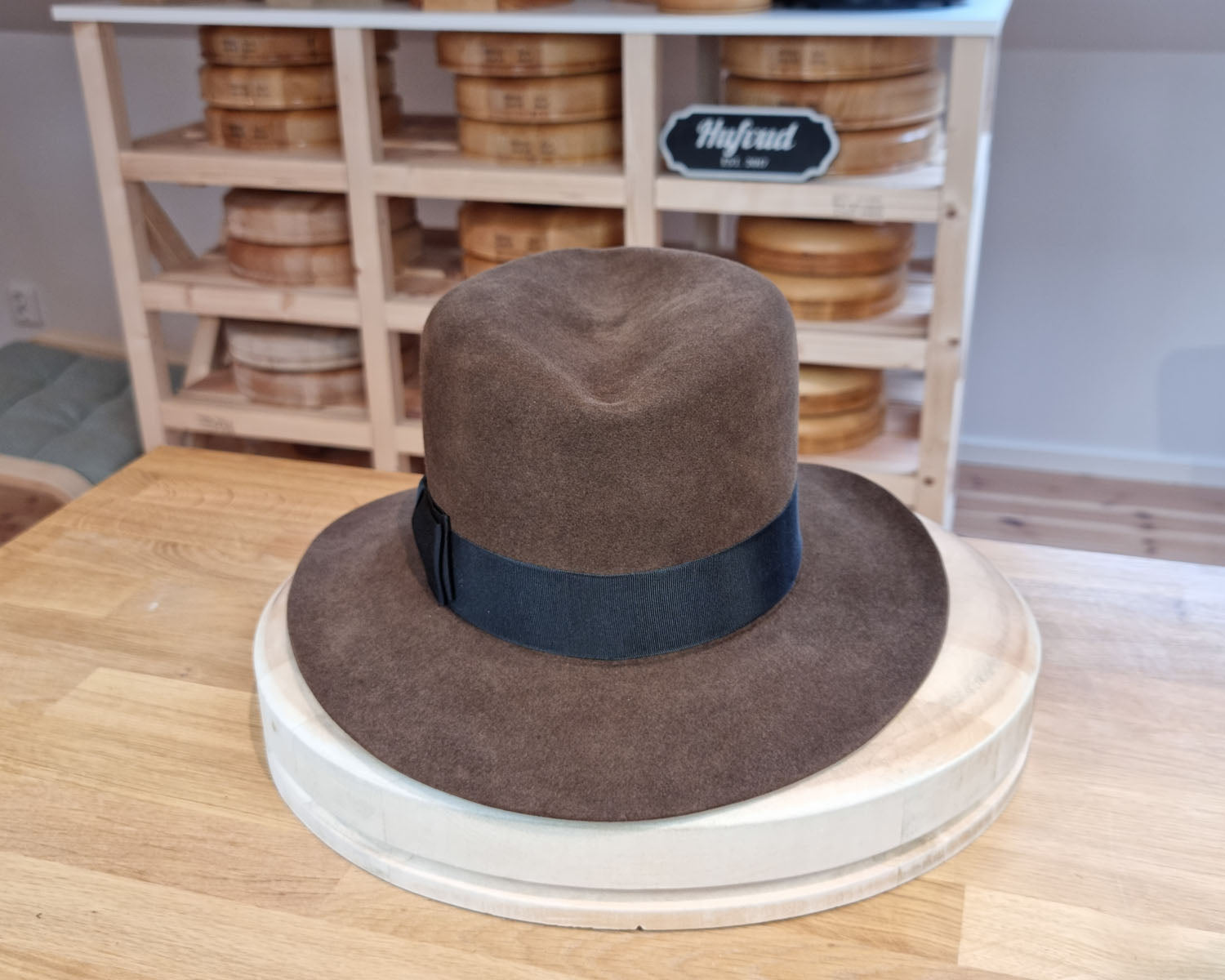 LEIFUR Lucky FEDORA | 50X BEAVER BLEND | SABLE BROWN | SIZE 59, US 7 3/8