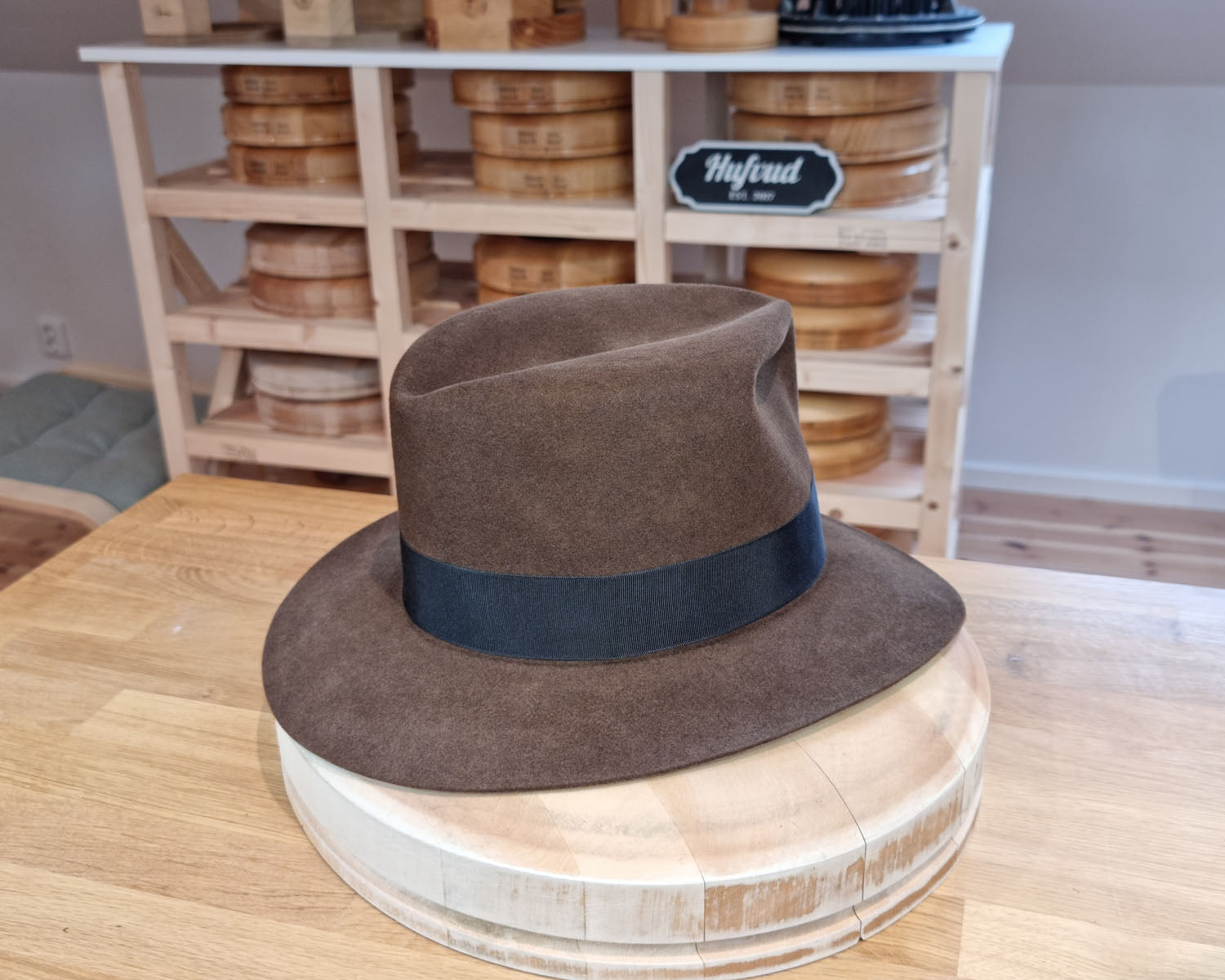 LEIFUR Lucky FEDORA | 50X BEAVER BLEND | SABLE BROWN | SIZE 59, US 7 3/8