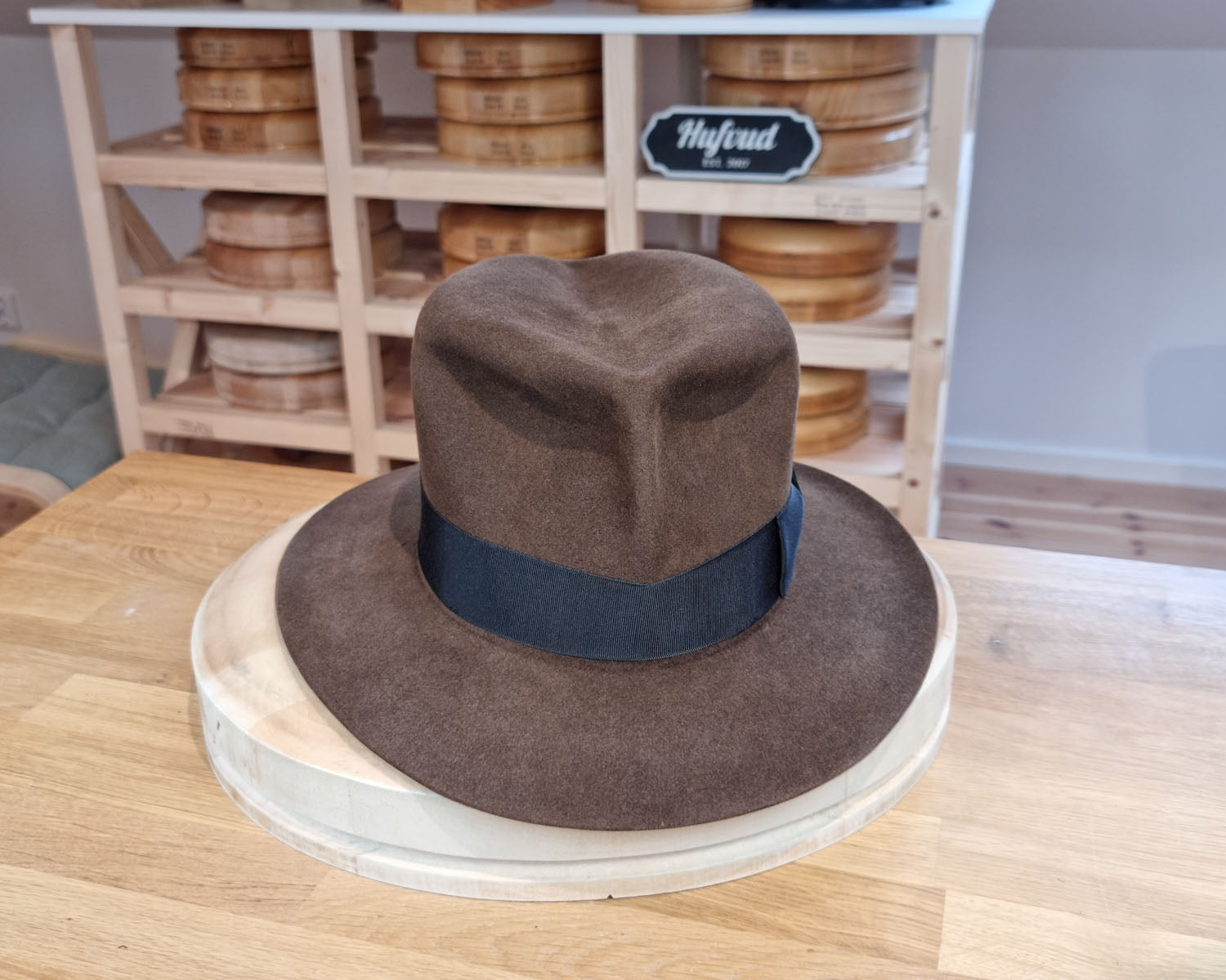 LEIFUR Lucky FEDORA | 50X BEAVER BLEND | SABLE BROWN | SIZE 59, US 7 3/8