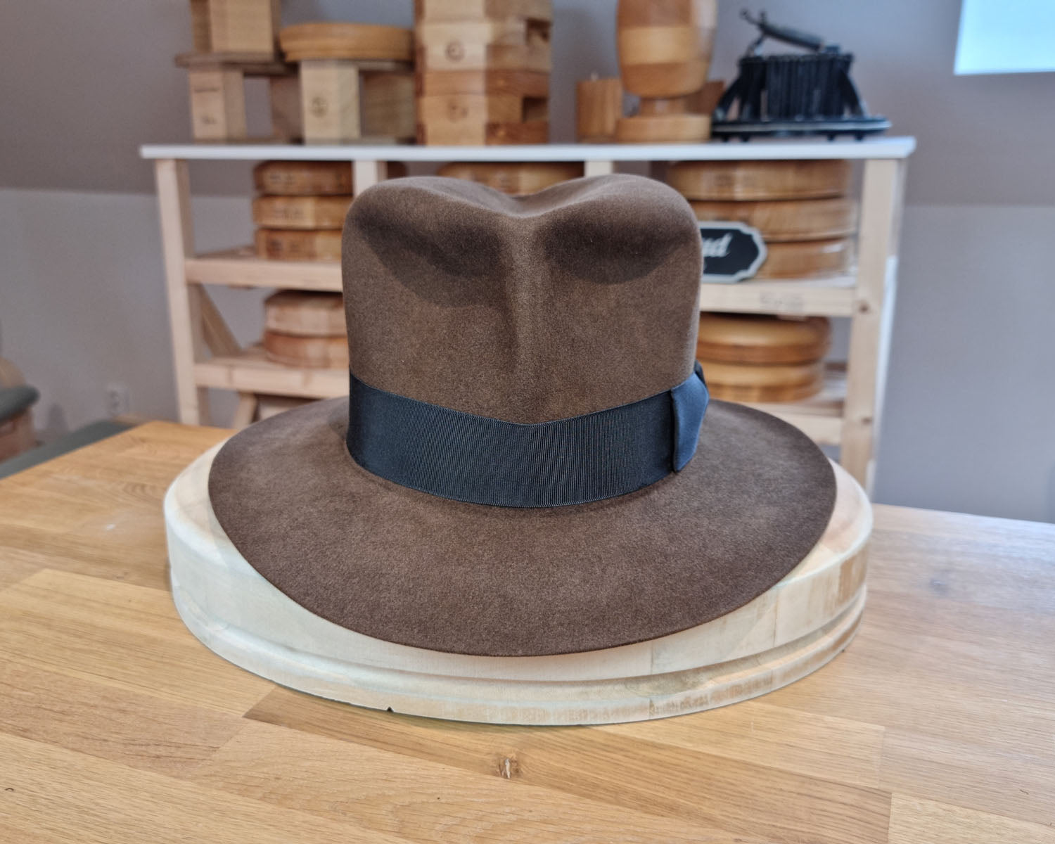 LEIFUR Lucky FEDORA | 50X BEAVER BLEND | SABLE BROWN | SIZE 59, US 7 3/8